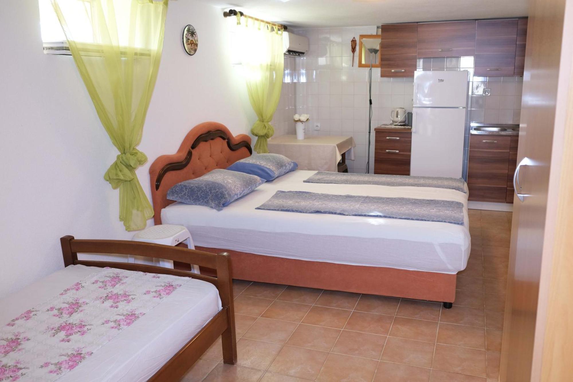 Apartmani Janosevic Sutomore Exterior foto